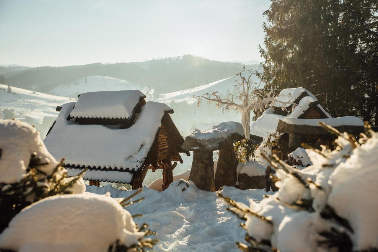 Stara Pravda Hotel - History Bukovel Exterior photo