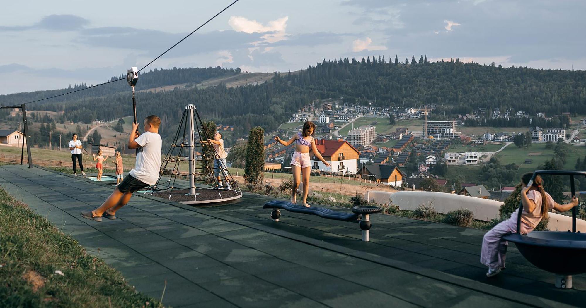 Stara Pravda Hotel - History Bukovel Exterior photo